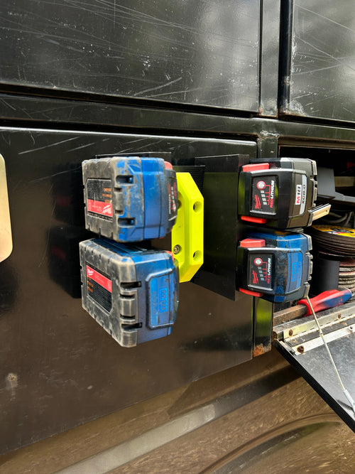 M18 Battery Holder Attachment | MagLug™ Tools